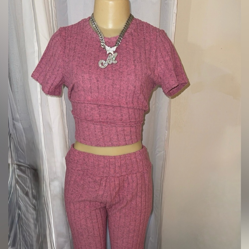 Two-Piece Pink Ribbed Knit Crop Top & Pants Set - Picture 5 of 5